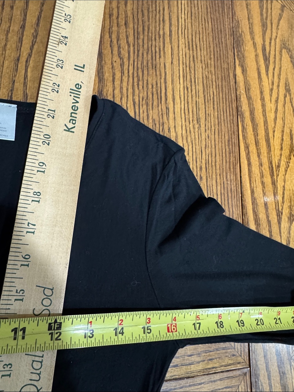 Black stretchy gathered vneck top shirt - Picture 9 of 11